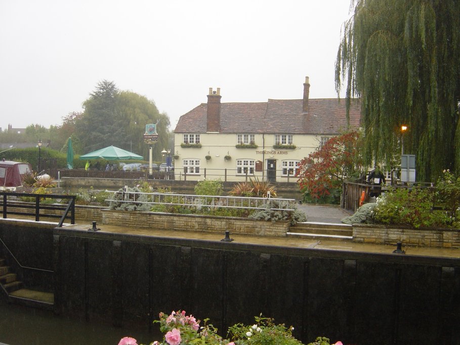 The Kings Arms (can you see the rain?)